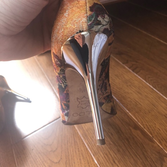 Aldo Stilettos‎ Size 37 - Picture 8 of 11